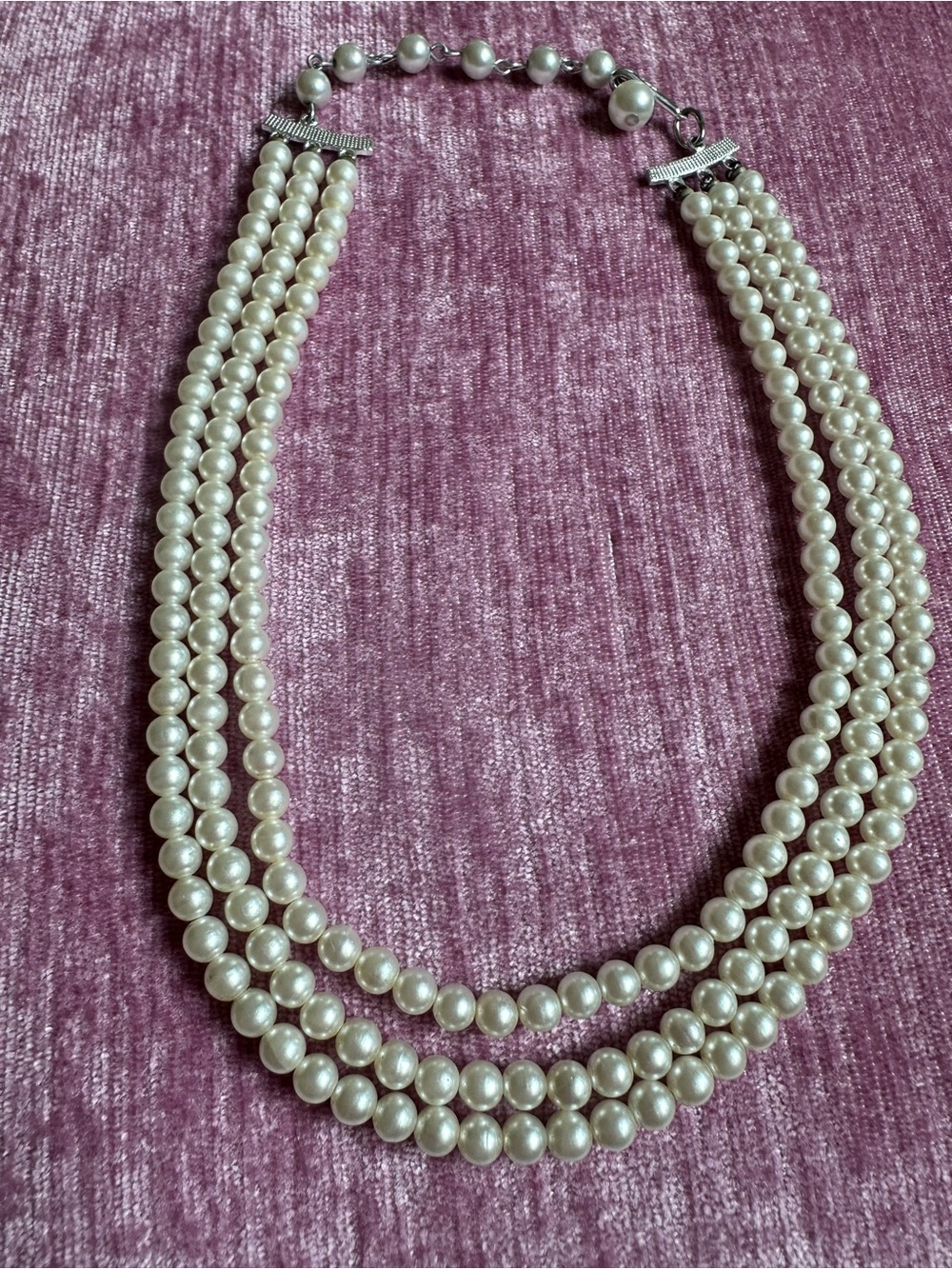 Vintage Pearl 3 Strand Choker Necklace Layered White Bridal Coquette Jewelery - Picture 2 of 10